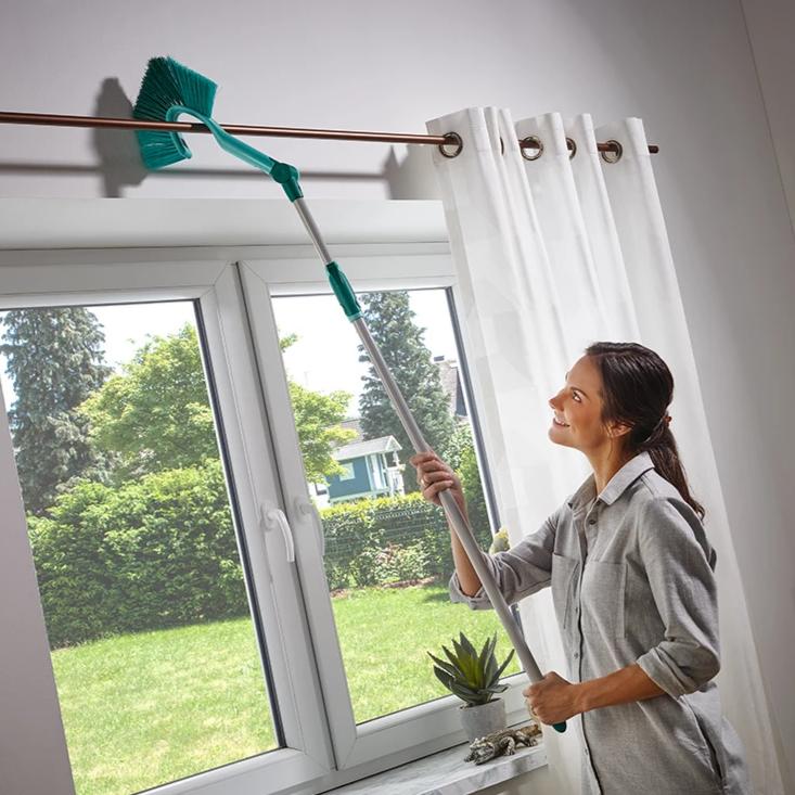 Leifheit Wall & Ceiling Broom Dusty L41524