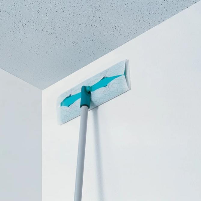 Leifheit Clean & Away Floor w/ Handle L56640